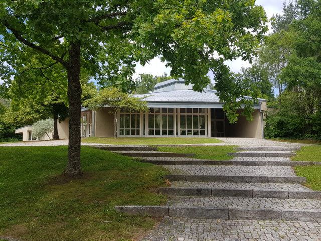 Waldfriedhof Gerlingen Gebäude